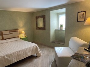 1 bedroom, travel crib, free WiFi, bed sheets