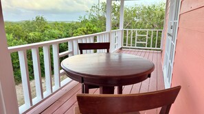 Outdoor dining - Cozy 2-bedroom house in Gorgeous Exuma with AC (Exuma)