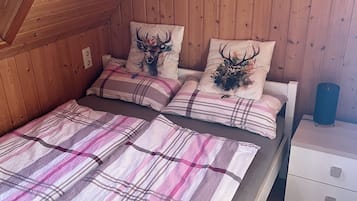 Reisekinderbett, kostenloses WLAN, Bettwäsche