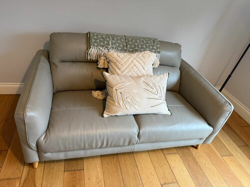 Bright 2BDR Home in Blackrock Cork