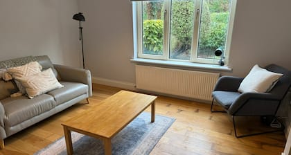 Bright 2BDR Home in Blackrock Cork