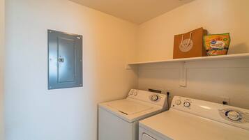 Apartment | Laundry