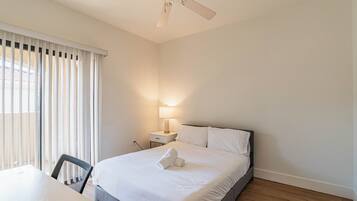 Apartment | Iron/ironing board, free WiFi