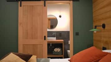 Kahden hengen huone, näköala puutarhaan | Ilmainen Wi-Fi