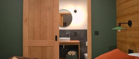 Double Room, Garden View | Free WiFi