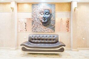 Interior - Townhouse City Mall Kota Hotel High Society (Kota)