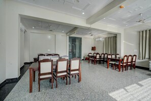 House | Dining - Collection O Kesar Crossway Jaipur Laxmi (Jaipur)