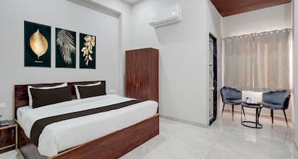 Collection O Kesar Crossway Jaipur Laxmi