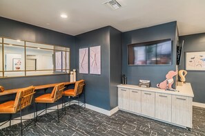 Interior - San Portella 3141 (Tempe)