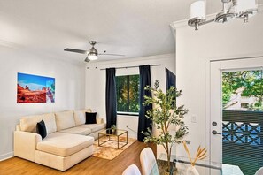 Apartment | Living area