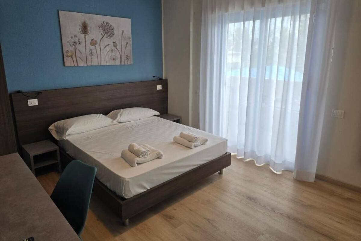 Quadruple Room | Iron/ironing board, free WiFi