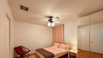 3 dormitorios, tabla de planchar con plancha, wifi y ropa de cama