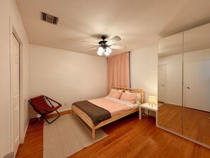 3 dormitorios, tabla de planchar con plancha, wifi y ropa de cama