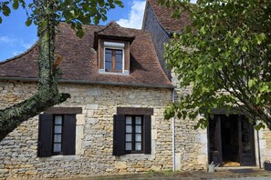 Exterior - Charming stone house in Périgord • Peaceful • Garden • 8 guests (Coulaures)