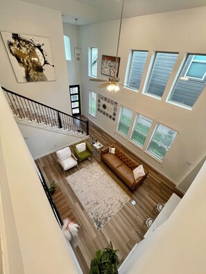 Smart TV - Wonderful 4-bedroom house with AC in tranquil Houston neighborhood (Houston)