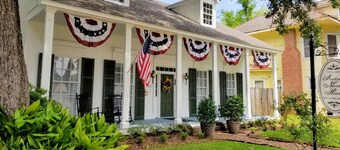 Andrew Morris House Bed and Breakfast