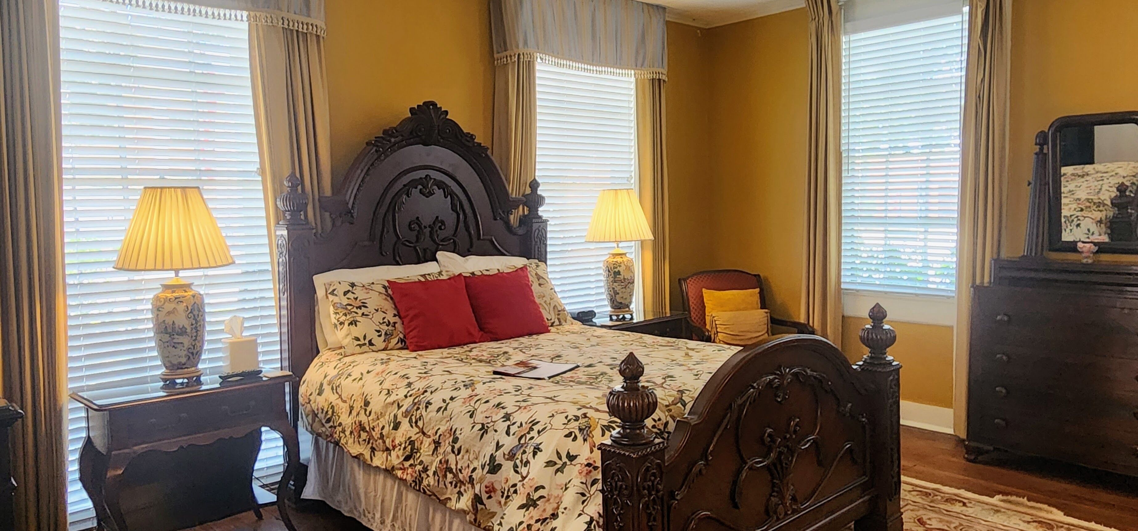 Deluxe Single Room, Ensuite (Henry Room)
