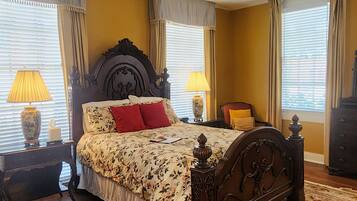 Deluxe Single Room, Ensuite (Henry Room)