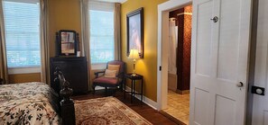 Deluxe Single Room, 1 Queen Bed, Ground Floor | Individually decorated, individually furnished, blackout curtains - Andrew Morris House Bed and Breakfast (Natchitoches)