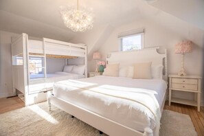 Pimennysverhot, silitysrauta/-lauta, ilmainen Wi-Fi