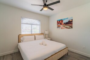 Tabla de planchar con plancha y wifi gratis 