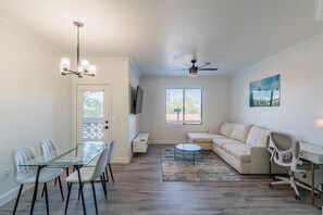 Apartment | Living area - San Portella 2119 (Tempe)