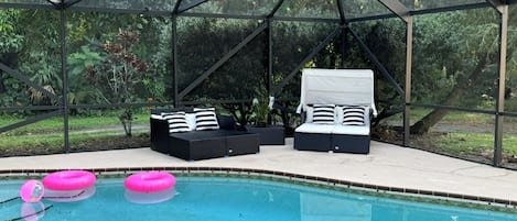 室外游泳池,免费小屋