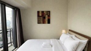 1 chambre, fer et planche à repasser, Wi-Fi, draps fournis