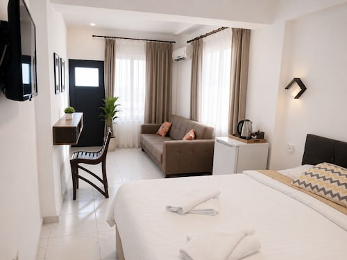 Hotel Efesian B&B City Center - Harbour