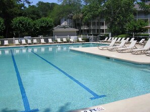 Pool - Easy Beach Walk! Modern Fiddlers Cove 2BR Villa (Hilton Head Island)