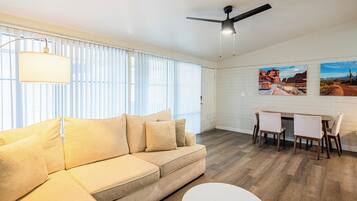 Apartment | Living area