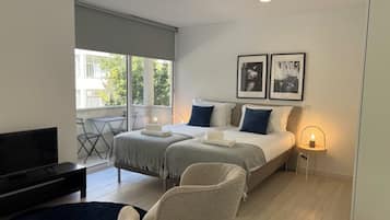 Iron/ironing board, free WiFi