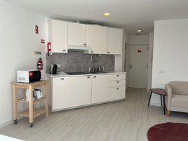 Classic Studio, City View | Interior