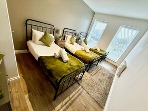 Photo non classée, 2 sur 12, bouton