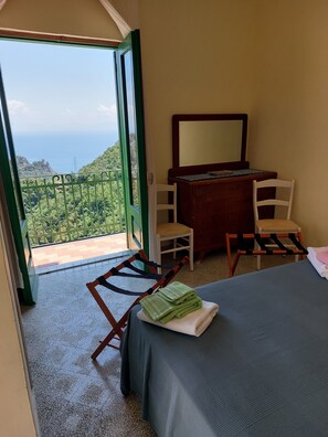 1 bedroom, WiFi, bed sheets - JANET HOUSE WITH SEA VIEW (Amalfi)