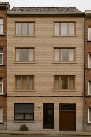 Exterior - Cozy 1-bedroom studio in beautiful Anderlecht with AC (Anderlecht)