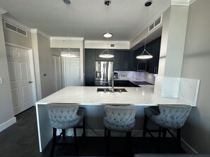 Microwave, oven, stovetop, dishwasher - Water View with Balcony- newly renovated Contemporary style (Lantana)