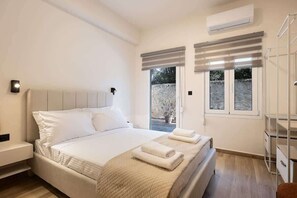 2 bedrooms, desk, iron/ironing board, travel cot - 2BR Apt | 1 Min to Sea, Walk to Old Town (Chania)