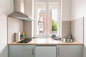 Micro-ondes, plaque de cuisson