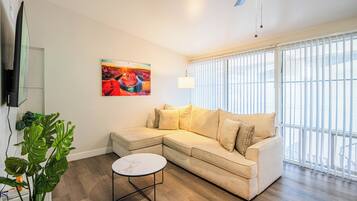 Apartment | Living area