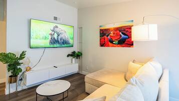 Apartment | Living area