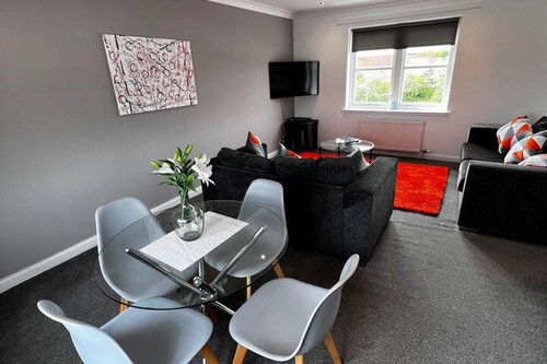 Apartment - Sleeps4 - Glasgowairport 10 Mins Drive