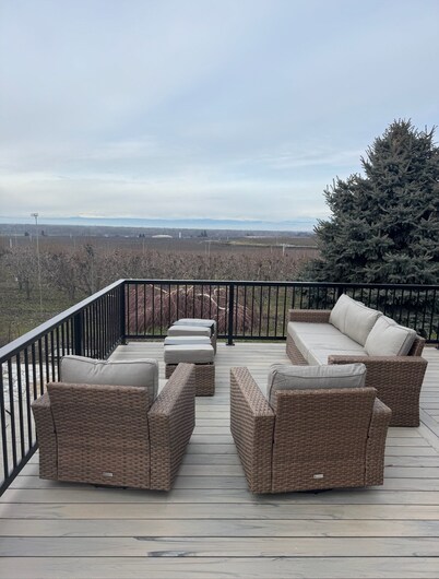 Vineyard Vibes in the Yakima Valley