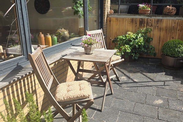 Sitzplatz vor dem Wohnzimmer