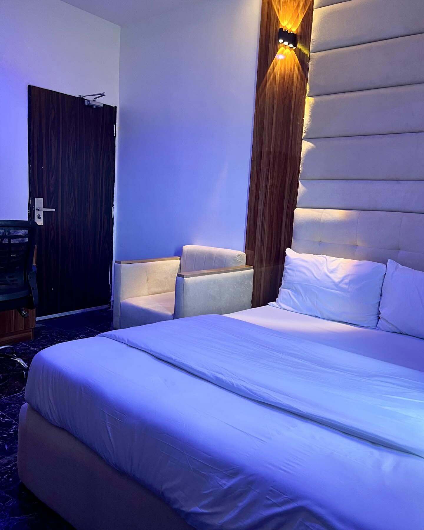 Deluxe Room, Balcony, City View