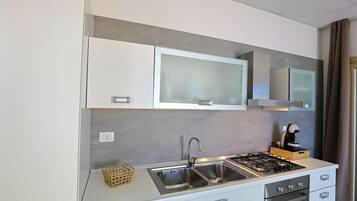 Refrigerador, horno, lavavajillas