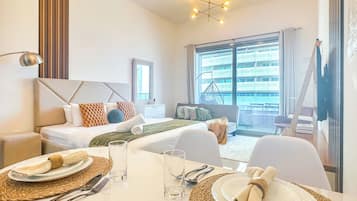 Apartment, Bay View | Iron/ironing board, free WiFi