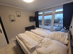 3 bedrooms, WiFi