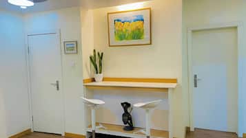 Departamento familiar, balcón, vista a la ciudad | Interior