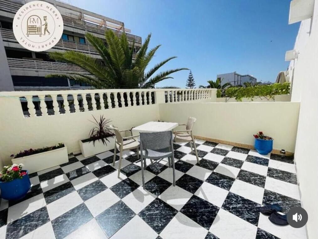 Apartment, Balcony, City View | Outdoor dining